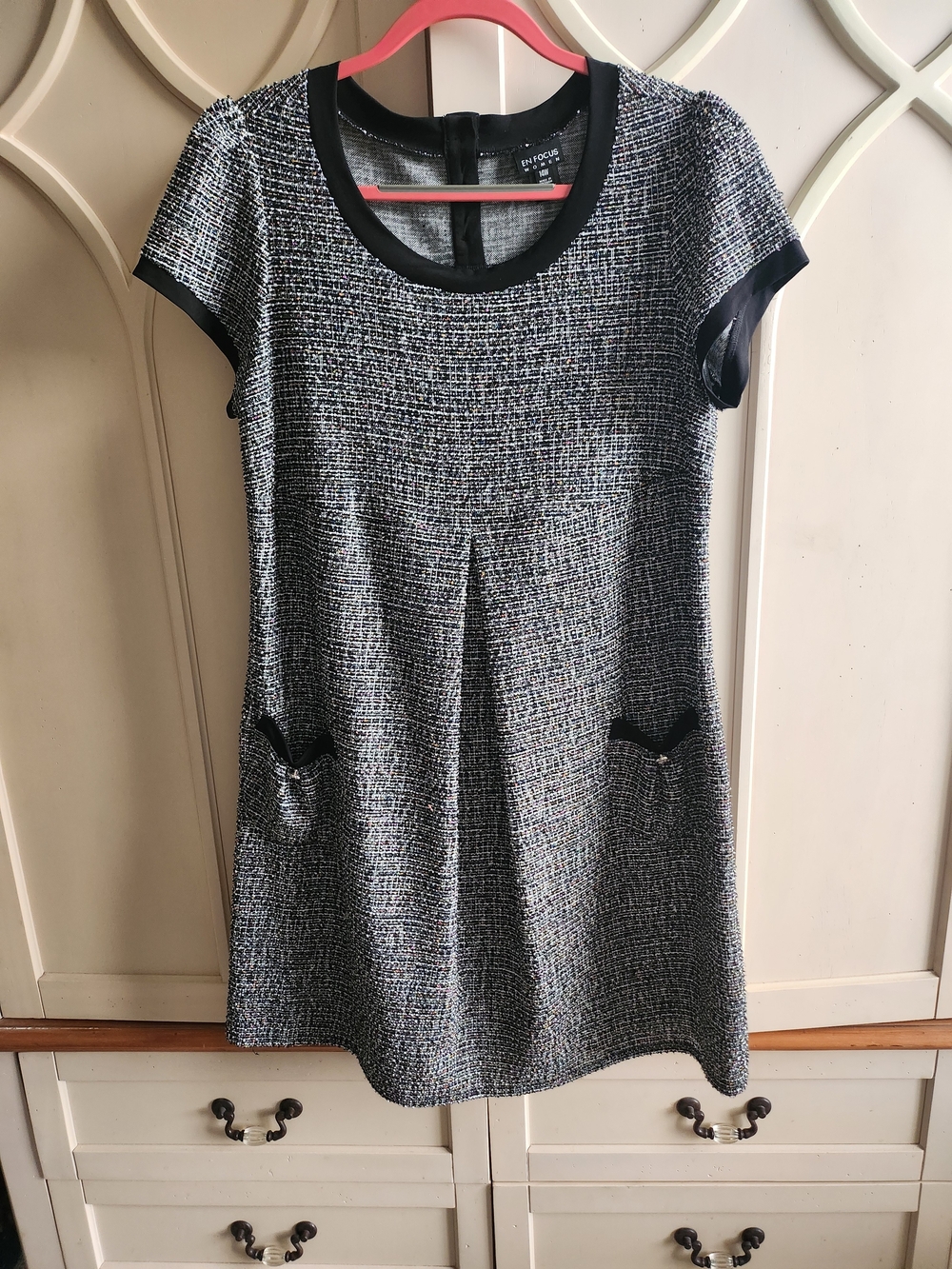 En Focus  Black and White Tweed Short-Sleeve Mini Dress